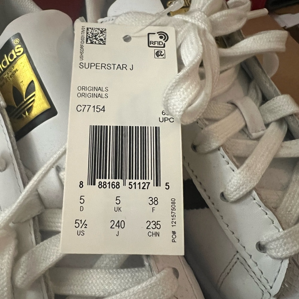 Brand new classic adidas superstars - Picture 2 of 2